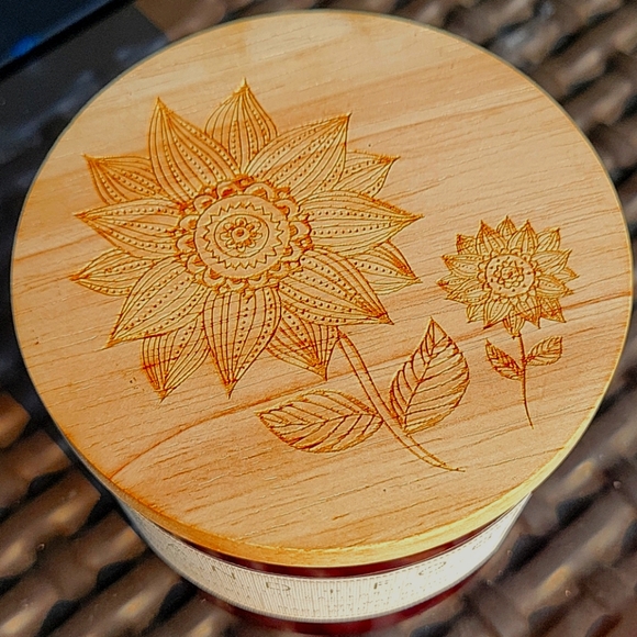 NEW Sand + Fog Two-Wick Honeysuckle Candle - Picture 5 of 16